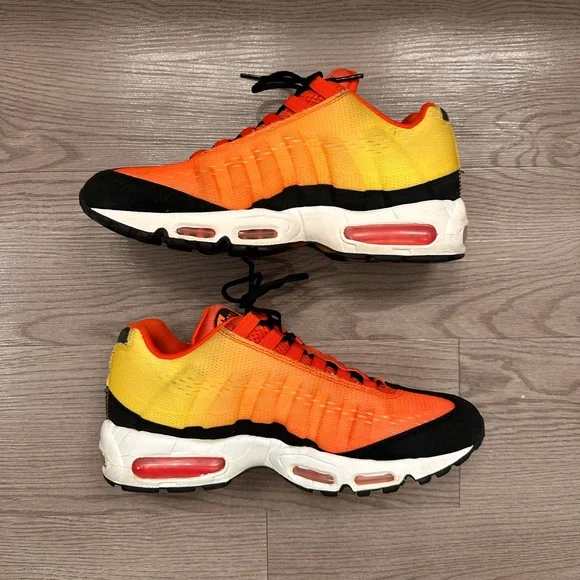 Nike Air Max 95 Sunset Pack - Picture 2 of 13